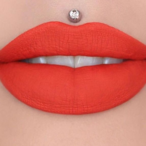 Jeffree Star Liquid lipstick in Checkmate - Picture 3 of 3